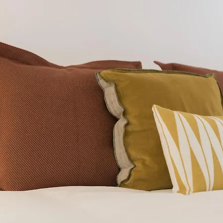 דירה Bmyguest Collection - Downtown Mezzanine *