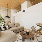 Bmyguest Collection - Downtown Mezzanine *